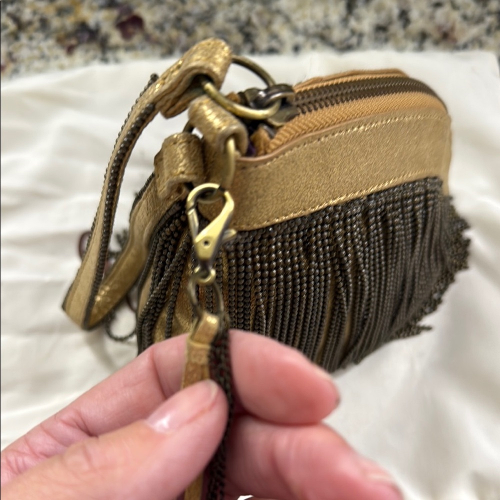 Hobo Gold Fringe Women's Bag - Picture 9 of 16